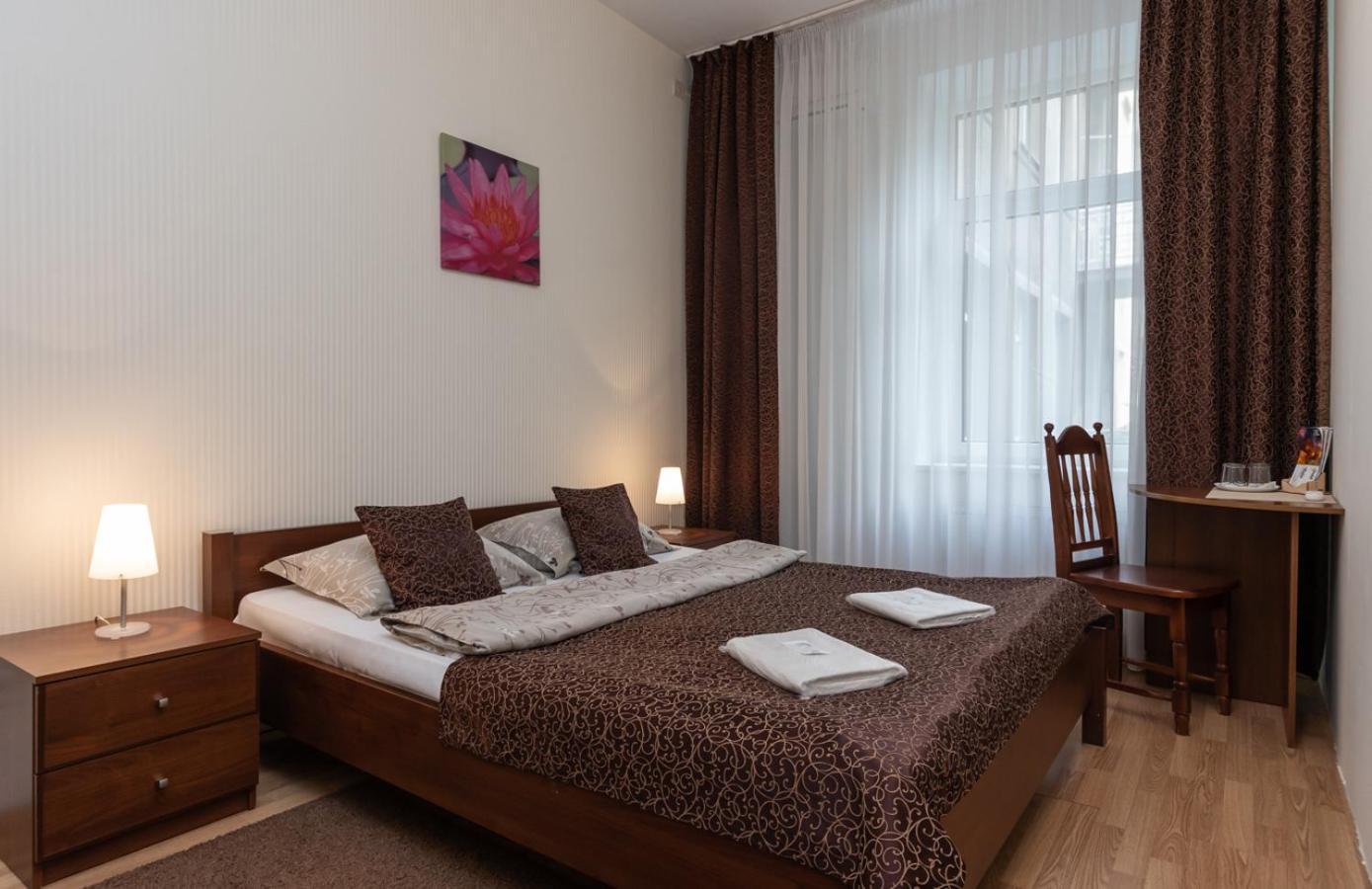 Mini-Hotel Guest Residence Kyiv Exterior foto